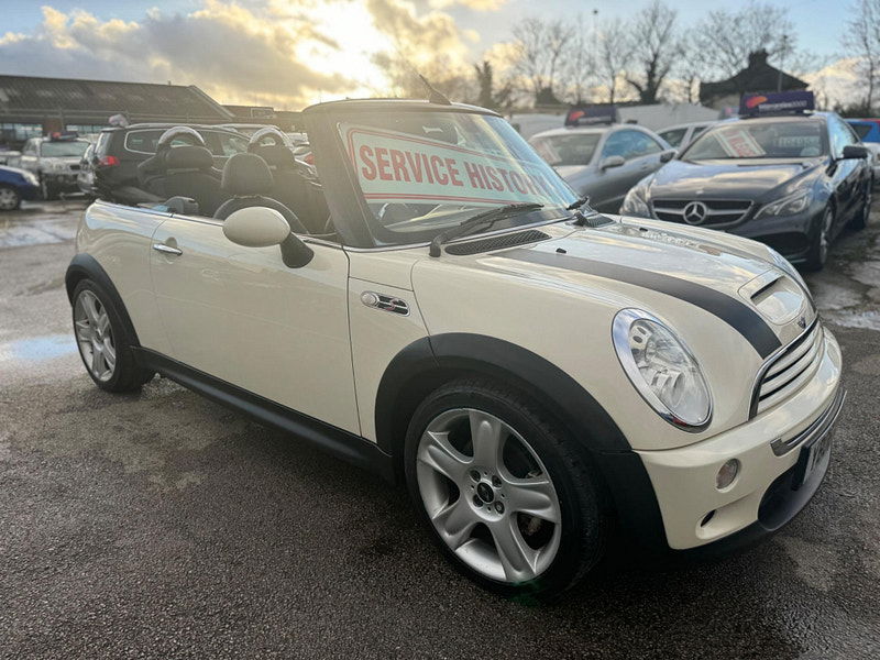 MINI Convertible 1.6 Cooper S Euro 4 2dr 2dr Manual 2025