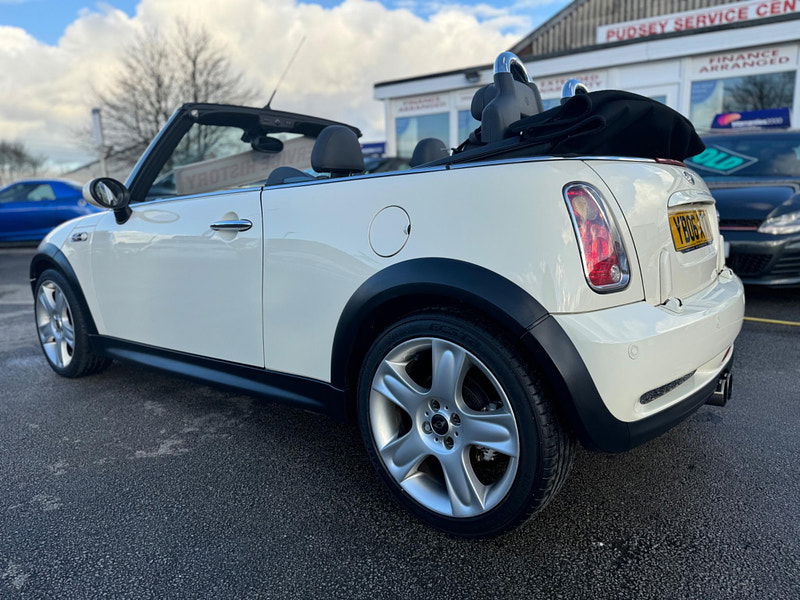 MINI Convertible 1.6 Cooper S Euro 4 2dr 2dr Manual 2025