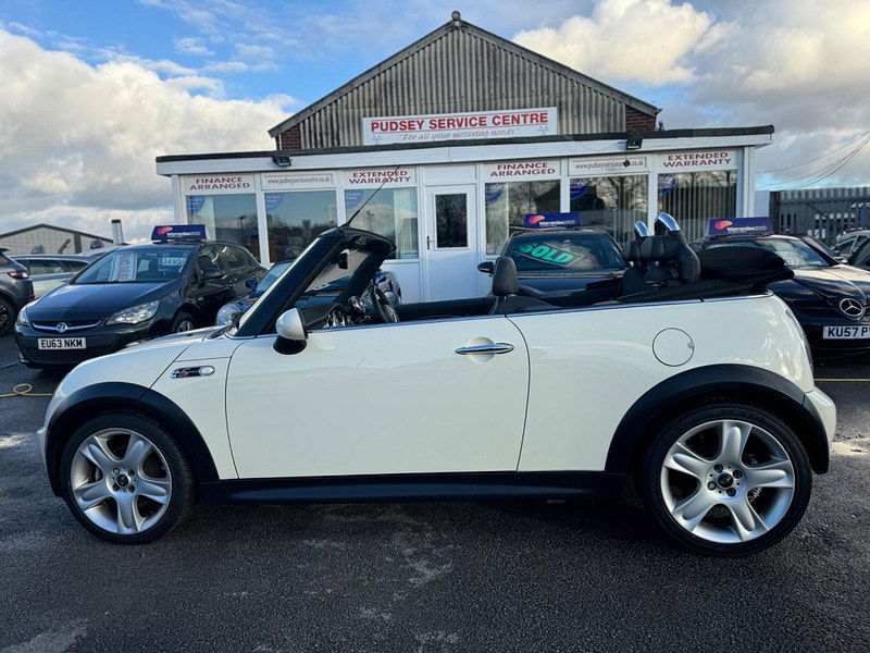 MINI Convertible 1.6 Cooper S Euro 4 2dr 2dr Manual 2025