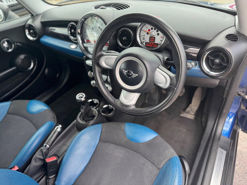 MINI Hatch 1.6 Cooper Euro 4 3dr 3dr Manual 2026