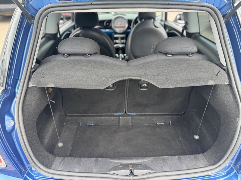 MINI Hatch 1.6 Cooper Euro 4 3dr 3dr Manual 2026