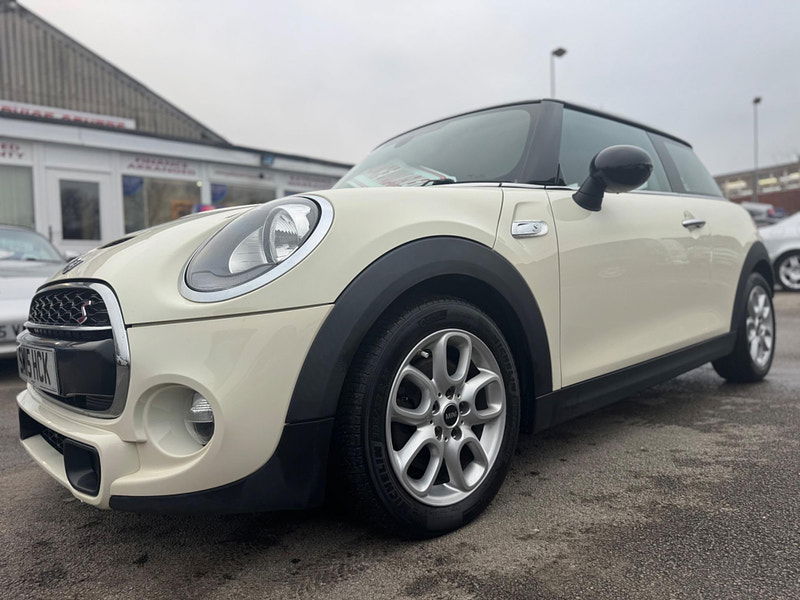 MINI Hatch 2.0 Cooper S Euro 6 (s/s) 3dr 3dr Manual 2025