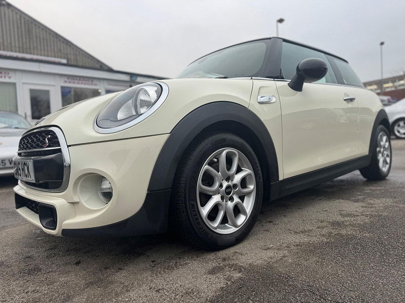 MINI Hatch 2.0 Cooper S Euro 6 (s/s) 3dr 3dr Manual 2025