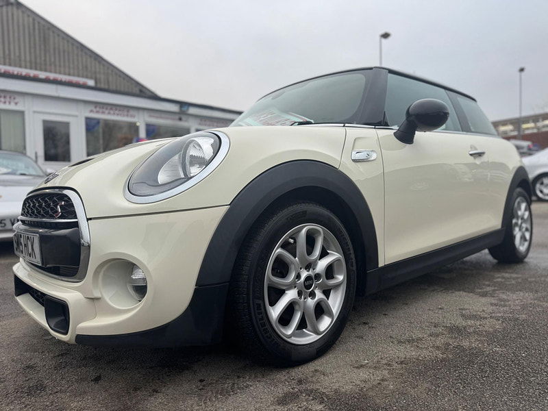 MINI Hatch 2.0 Cooper S Euro 6 (s/s) 3dr 3dr Manual 2025