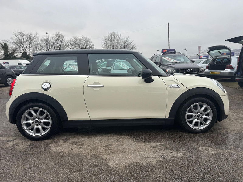 MINI Hatch 2.0 Cooper S Euro 6 (s/s) 3dr 3dr Manual 2025