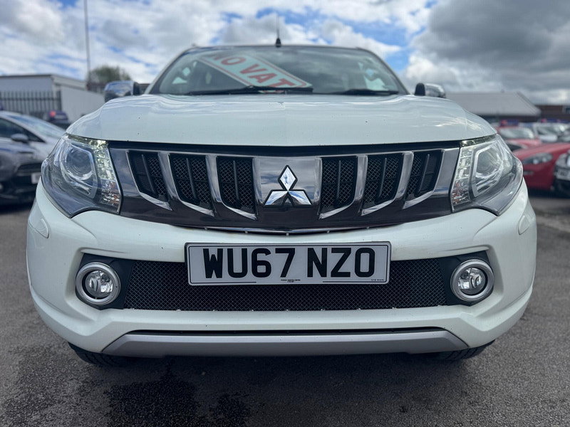 Mitsubishi L200 2.4 DI-D DC Barbarian 4WD Euro 6 4dr 4dr Manual 2026