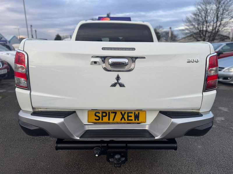 Mitsubishi L200 2.4 DI-D DC Barbarian 4WD Euro 6 4dr 4dr Manual 2026