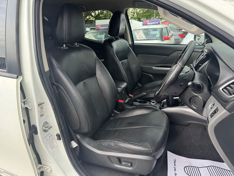 Mitsubishi L200 2.4 DI-D DC Warrior 4WD Euro 6 4dr 4dr Manual 2025