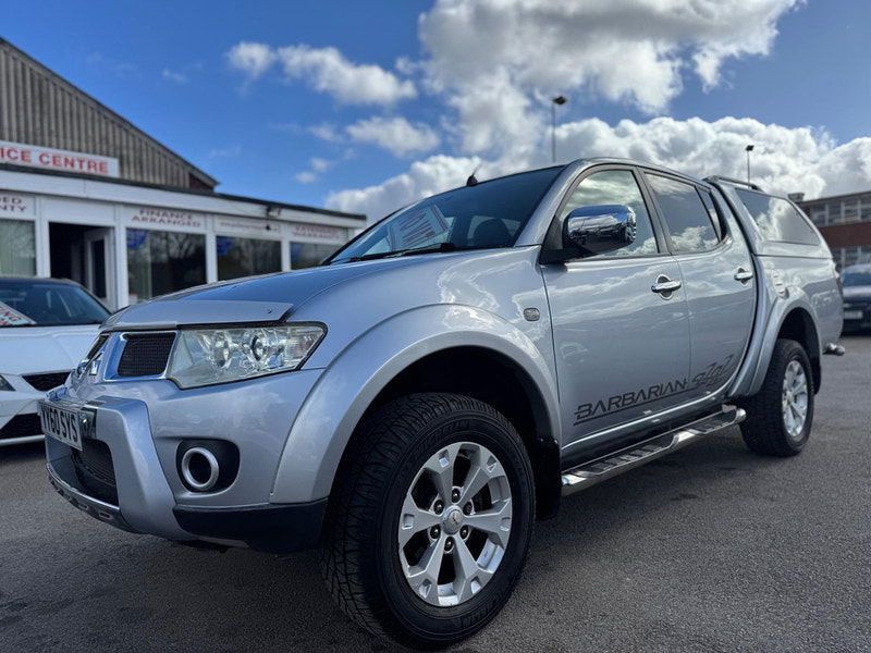 Mitsubishi L200 2.5 DI-D Barbarian 4WD Euro 4 4dr (LB) 4dr Manual 2025