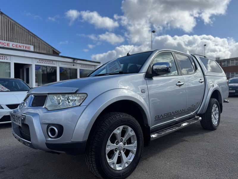 Mitsubishi L200 2.5 DI-D Barbarian 4WD Euro 4 4dr (LB) 4dr Manual 2025