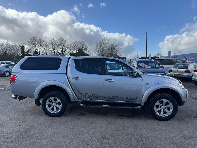 Mitsubishi L200 2.5 DI-D Barbarian 4WD Euro 4 4dr (LB) 4dr Manual 2025