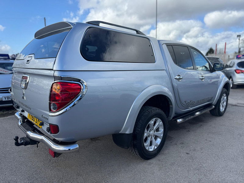Mitsubishi L200 2.5 DI-D Barbarian 4WD Euro 4 4dr (LB) 4dr Manual 2025