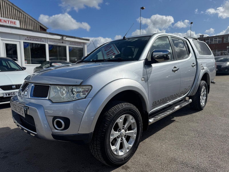 Mitsubishi L200 2.5 DI-D Barbarian 4WD Euro 4 4dr (LB) 4dr Manual 2025