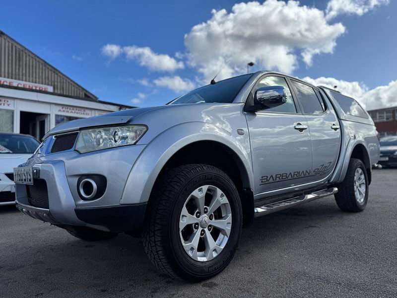 Mitsubishi L200 2.5 DI-D Barbarian 4WD Euro 4 4dr (LB) 4dr Manual 2025