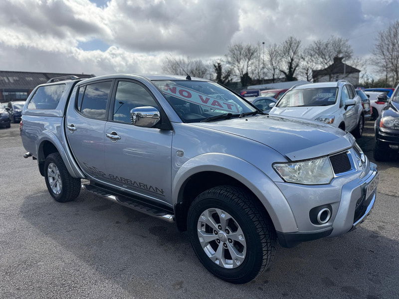 Mitsubishi L200 2.5 DI-D Barbarian 4WD Euro 4 4dr (LB) 4dr Manual 2025