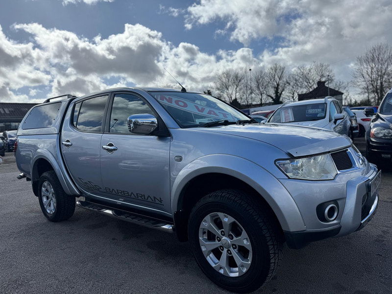 Mitsubishi L200 2.5 DI-D Barbarian 4WD Euro 4 4dr (LB) 4dr Manual 2025
