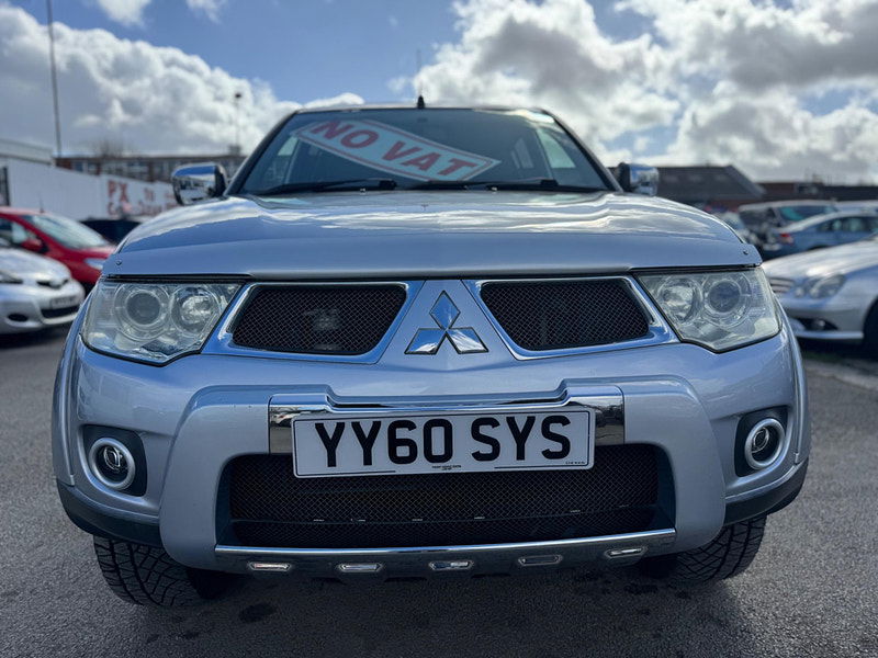 Mitsubishi L200 2.5 DI-D Barbarian 4WD Euro 4 4dr (LB) 4dr Manual 2025