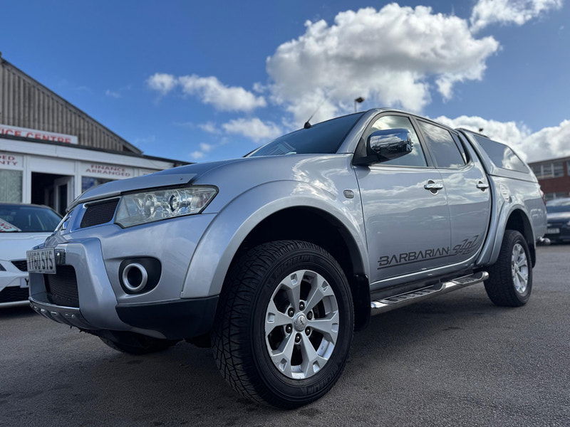 Mitsubishi L200 2.5 DI-D Barbarian 4WD Euro 4 4dr (LB) 4dr Manual 2025