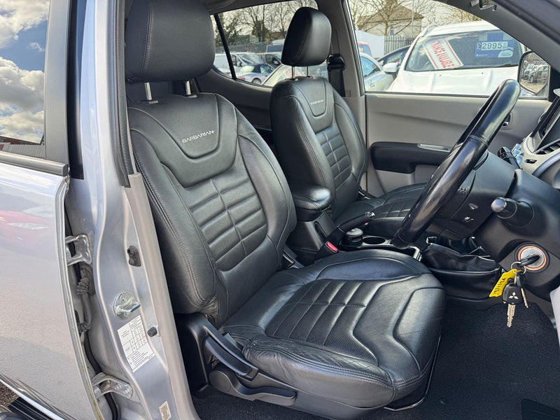 Mitsubishi L200 2.5 DI-D Barbarian 4WD Euro 4 4dr (LB) 4dr Manual 2025