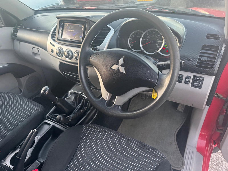Mitsubishi L200 2.5 DI-D Trojan 4WD Euro 5 4dr 4dr Manual 2026