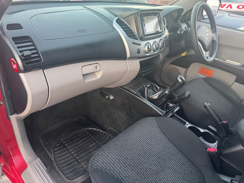 Mitsubishi L200 2.5 DI-D Trojan 4WD Euro 5 4dr 4dr Manual 2025