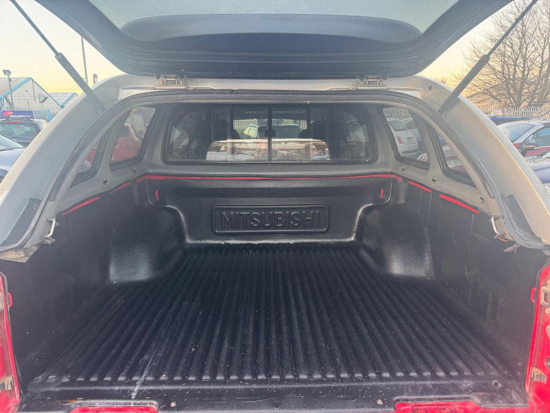 Mitsubishi L200 2.5 DI-D Trojan 4WD Euro 5 4dr 4dr Manual 2025