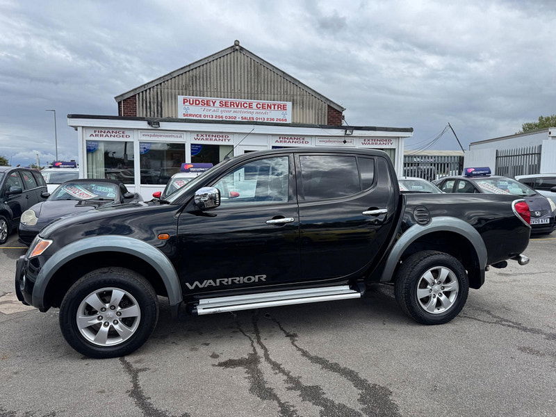 Mitsubishi L200 2.5 DI-D Warrior 4WD 4dr 4dr Automatic 2025