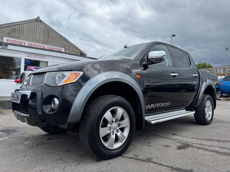 Mitsubishi L200 2.5 DI-D Warrior 4WD 4dr 4dr Automatic 2025