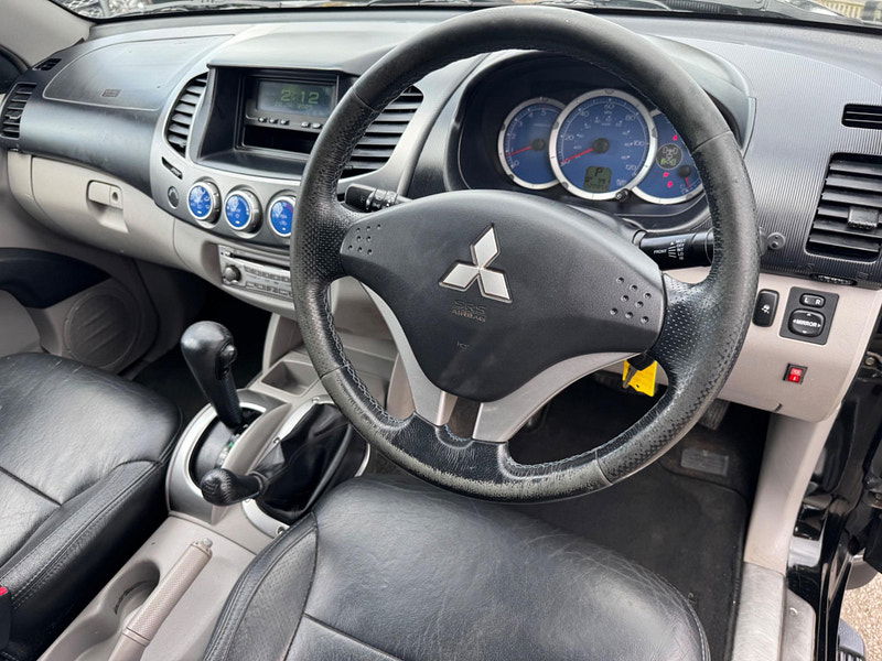 Mitsubishi L200 2.5 DI-D Warrior 4WD 4dr 4dr Automatic 2025