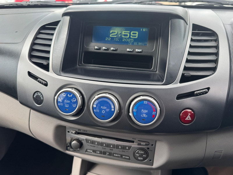 Mitsubishi L200 2.5 DI-D Warrior 4WD 4dr 4dr Automatic 2025