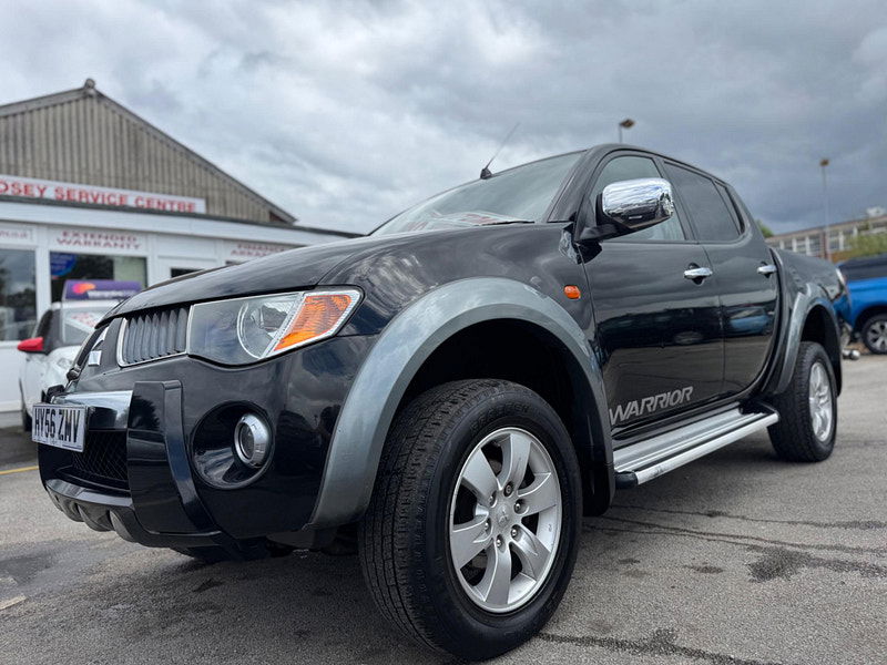 Mitsubishi L200 2.5 DI-D Warrior 4WD 4dr 4dr Automatic 2025