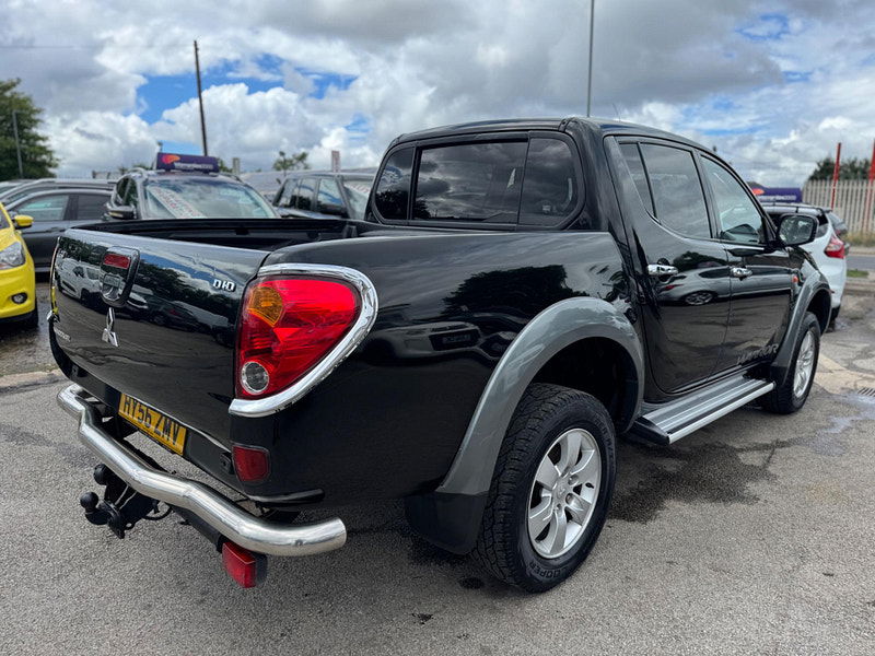 Mitsubishi L200 2.5 DI-D Warrior 4WD 4dr 4dr Automatic 2025