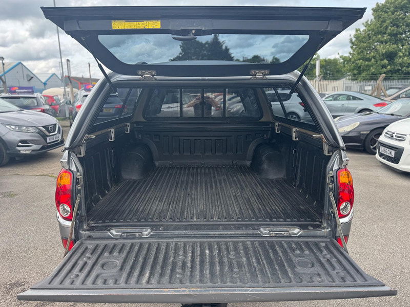 Mitsubishi L200 2.5 DI-D Warrior 4WD Euro 5 4dr (LB) 4dr Manual 2025