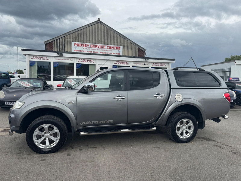 Mitsubishi L200 2.5 DI-D Warrior 4WD Euro 5 4dr (LB) 4dr Manual 2025