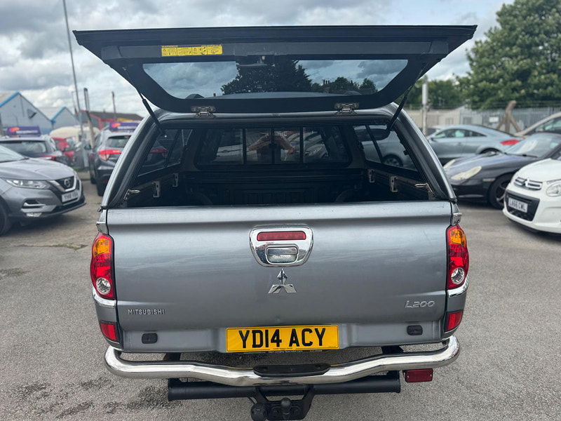 Mitsubishi L200 2.5 DI-D Warrior 4WD Euro 5 4dr (LB) 4dr Manual 2025