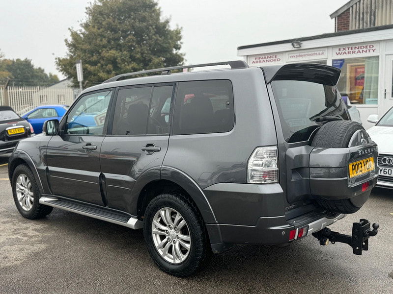 Mitsubishi Shogun 3.2 DI-DC SG3 Auto 4WD Euro 5 5dr LWB 5dr Automatic 2024