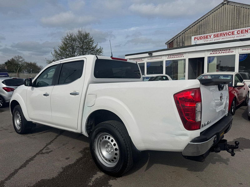 Nissan Navara 2.3 dCi Acenta+ 4WD Euro 6 (s/s) 4dr 4dr Manual 2025