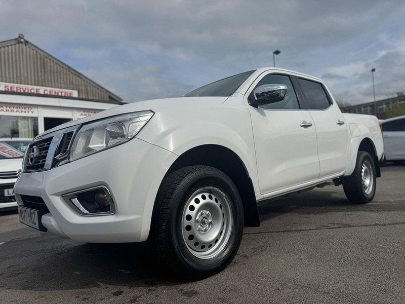 Nissan Navara 2.3 dCi Acenta+ 4WD Euro 6 (s/s) 4dr 4dr Manual 2025