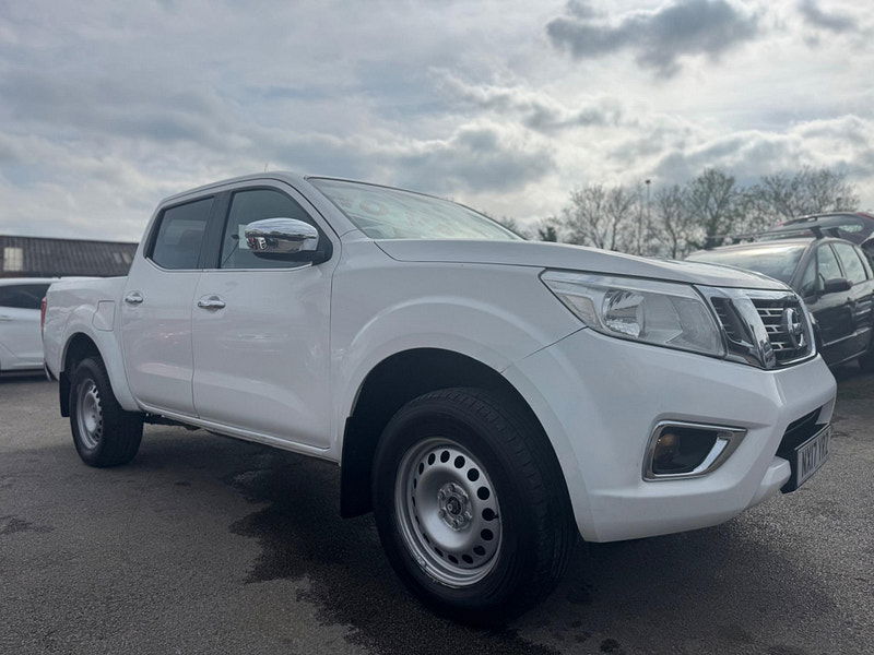 Nissan Navara 2.3 dCi Acenta+ 4WD Euro 6 (s/s) 4dr 4dr Manual 2025