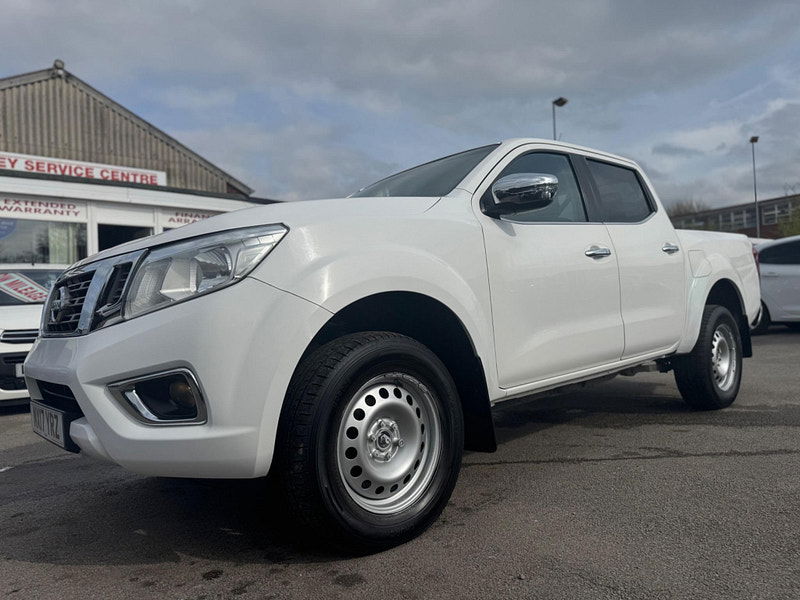 Nissan Navara 2.3 dCi Acenta+ 4WD Euro 6 (s/s) 4dr 4dr Manual 2025