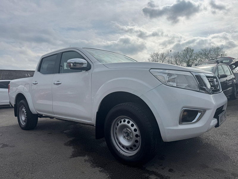 Nissan Navara 2.3 dCi Acenta+ 4WD Euro 6 (s/s) 4dr 4dr Manual 2025