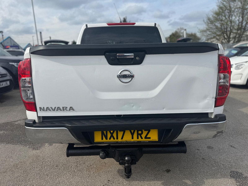 Nissan Navara 2.3 dCi Acenta+ 4WD Euro 6 (s/s) 4dr 4dr Manual 2025