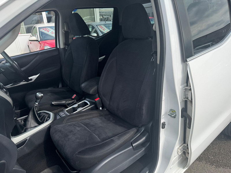 Nissan Navara 2.3 dCi Acenta+ 4WD Euro 6 (s/s) 4dr 4dr Manual 2025