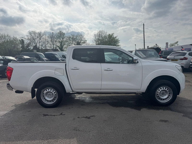 Nissan Navara 2.3 dCi Acenta+ 4WD Euro 6 (s/s) 4dr 4dr Manual 2025