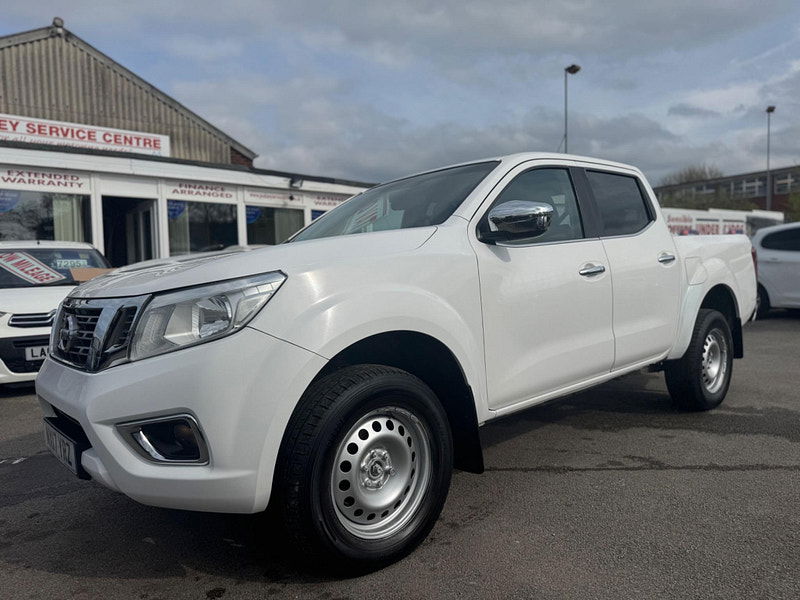 Nissan Navara 2.3 dCi Acenta+ 4WD Euro 6 (s/s) 4dr 4dr Manual 2025