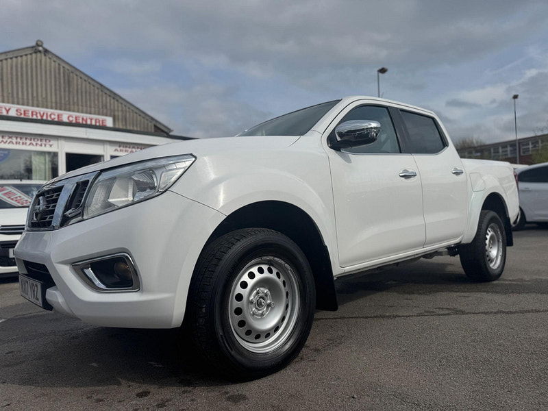 Nissan Navara 2.3 dCi Acenta+ 4WD Euro 6 (s/s) 4dr 4dr Manual 2025