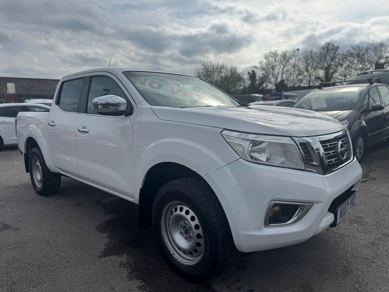 Nissan Navara 2.3 dCi Acenta+ 4WD Euro 6 (s/s) 4dr 4dr Manual 2025