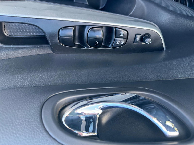 Nissan Navara 2.3 dCi N-Connecta Auto 4WD Euro 5 4dr 4dr Automatic 2026