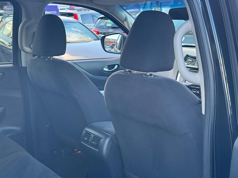 Nissan Navara 2.3 dCi N-Connecta Auto 4WD Euro 5 4dr 4dr Automatic 2026