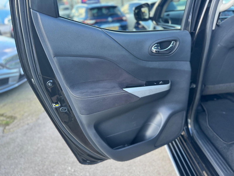 Nissan Navara 2.3 dCi N-Connecta Auto 4WD Euro 5 4dr 4dr Automatic 2026